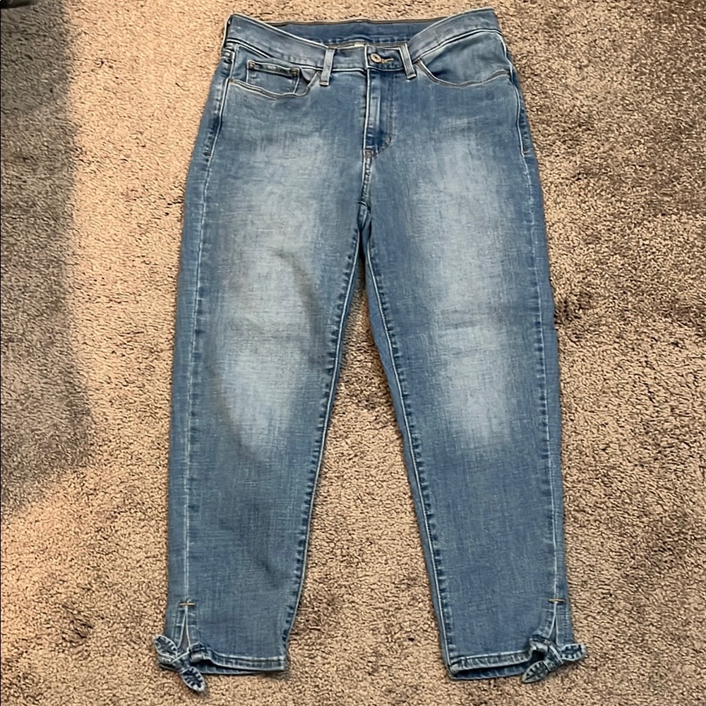 Levi's Light Blue Ankle Jeans with Bows